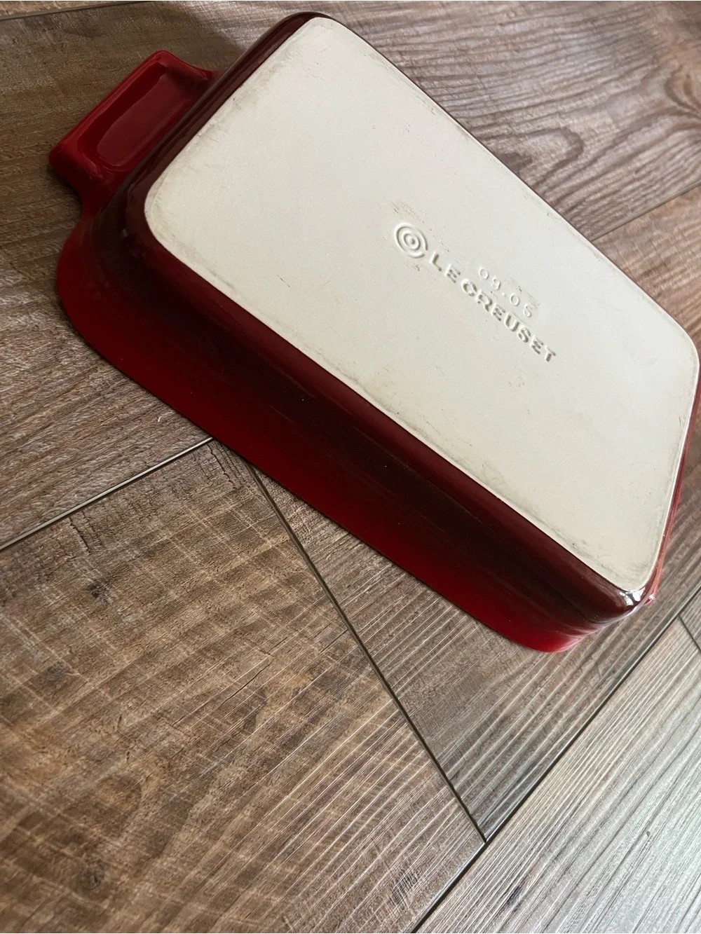 Le Creuset cream versatile interior